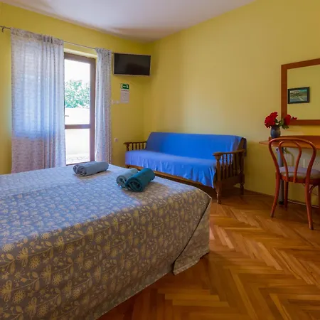 Pansion Ivanka 3* Crikvenica